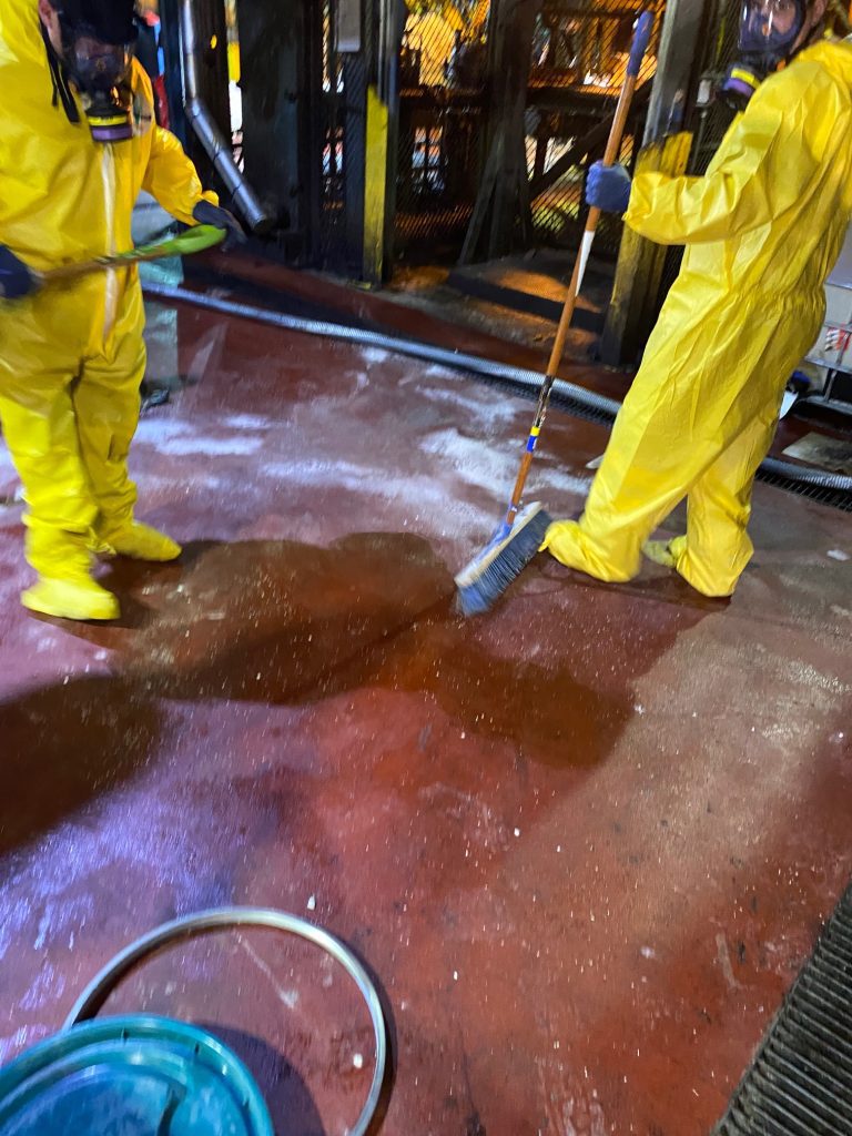 clean up hazmat spill